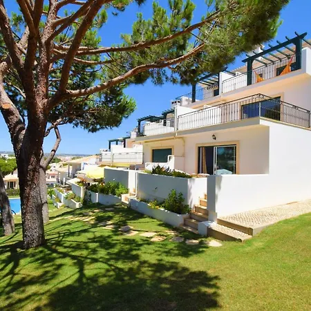 Dom wakacyjny Overlooking The Sea Albufeira